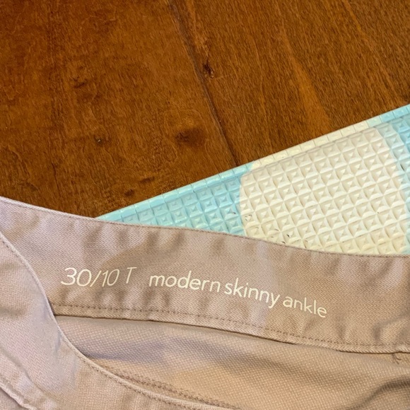 Pink LOFT skinny jeans - Picture 4 of 4